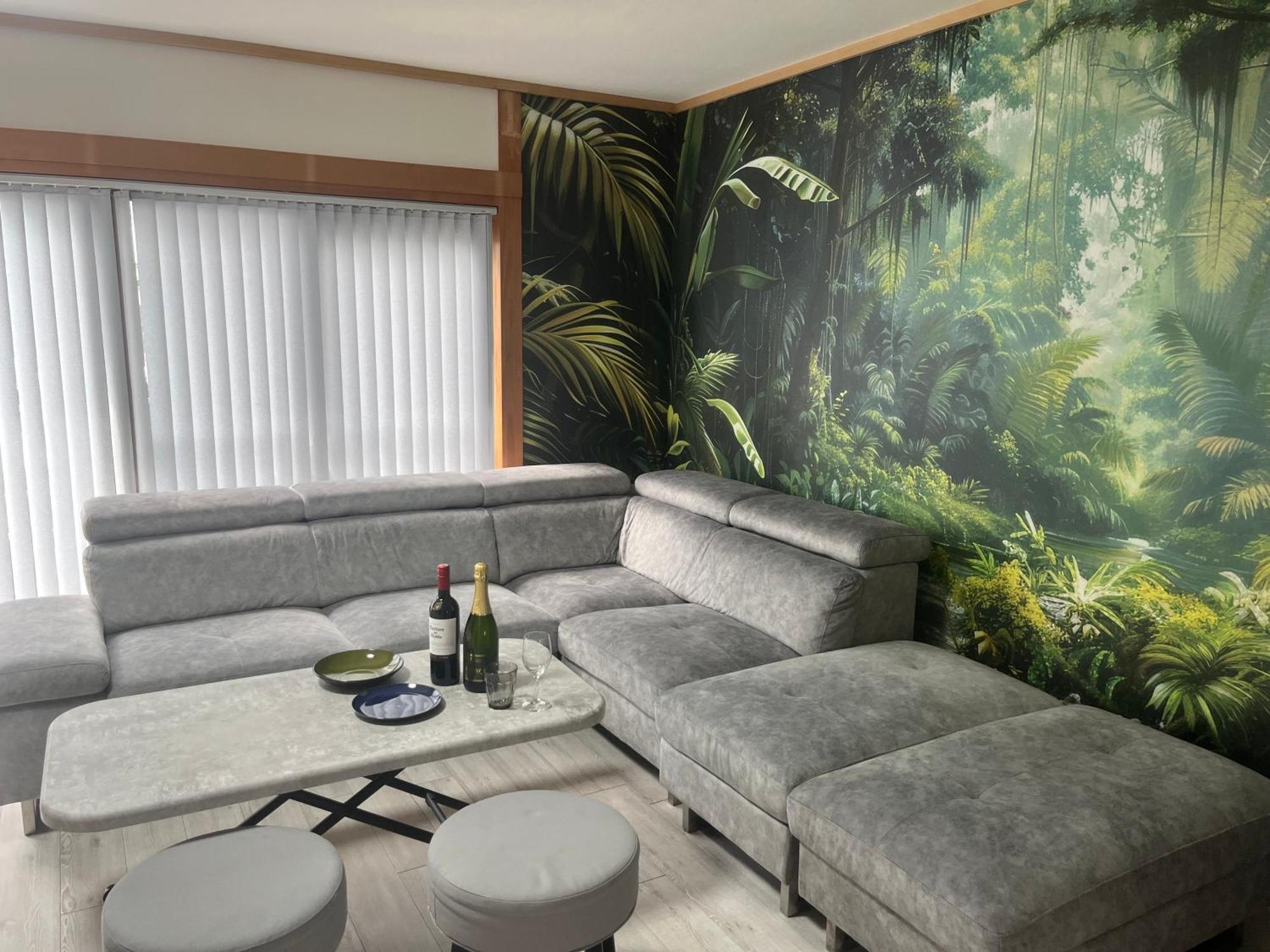 Villa Yokkaichi City Guest House